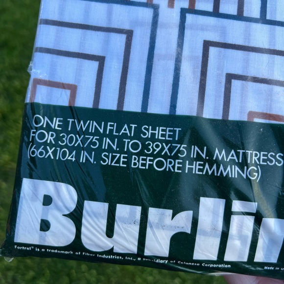 Burlington House Vintage Twin Flat Sheet Geometric Lines No Iron Muslin - Picture 5 of 8